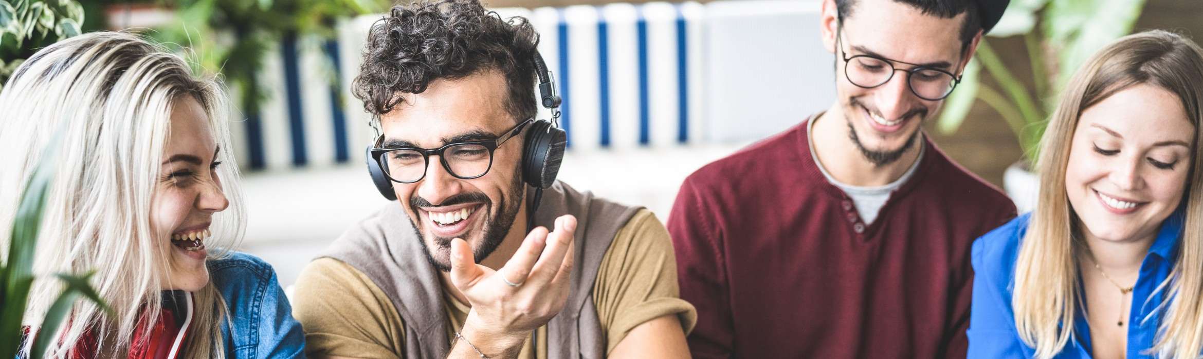 collega's maken content voor contentmarketing