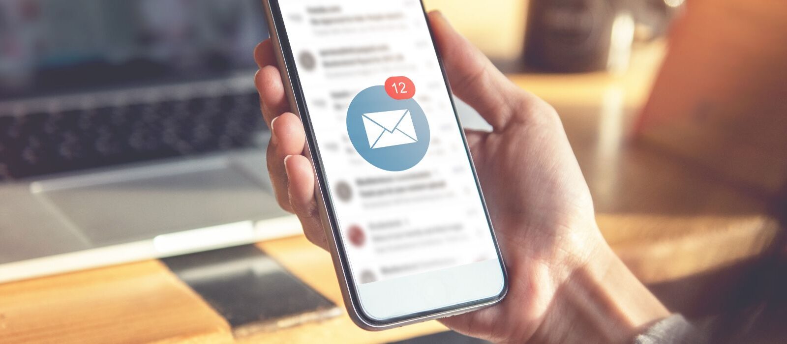 Traffic-kanon of flop? De LinkedIn-nieuwsbrief onder de loep
