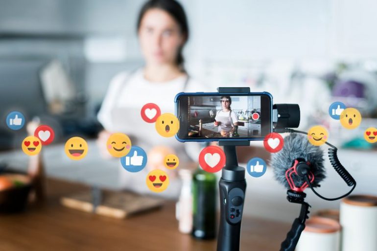 video social media