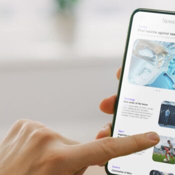 Dé Nederlandse nieuwstrends: moeheid, podcasts & betaalde abonnementen