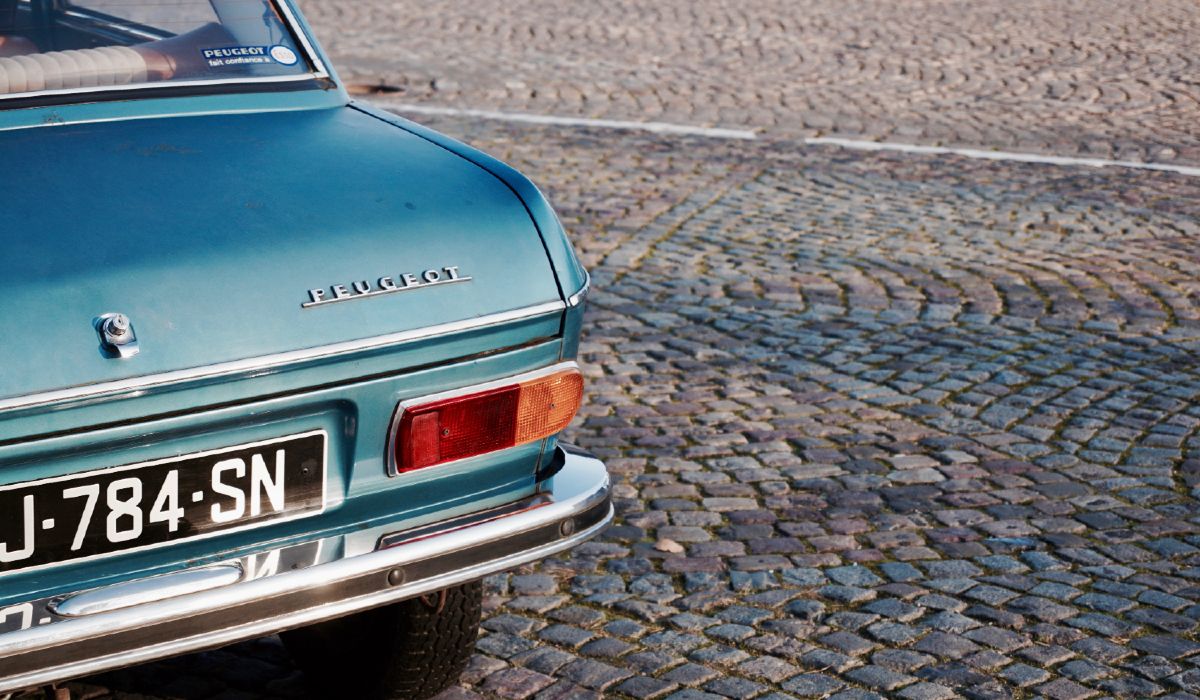 Peugeot bedrijfsnaam.