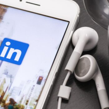 Leadgeneratie via LinkedIn: het begint bij persoonlijke & authentieke posts
