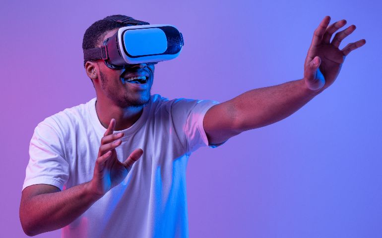 vr-bril metaverse event bijwonen