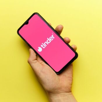 Tinder lanceert de eerste in-app campagne in Nederland