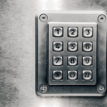 Sterke wachtwoorden essentieel bij hybride werken