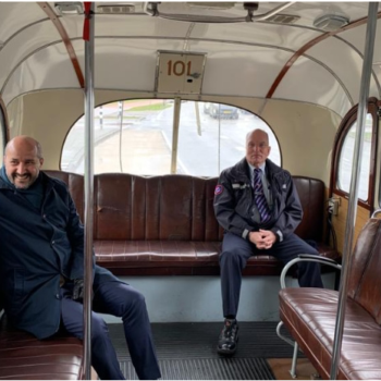 Burgemeester Ahmed Marcouch zet hulpburgemeesters in