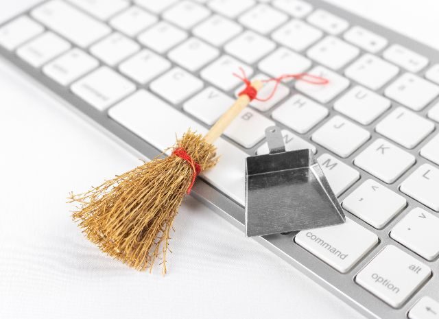 Digital Cleanup Day: 4 redenen waarom jouw bedrijf een digitale schoonmaak nodig heeft (en wat het oplevert)
