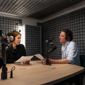 Nieuw: NRC-stemmen bij luisterartikelen