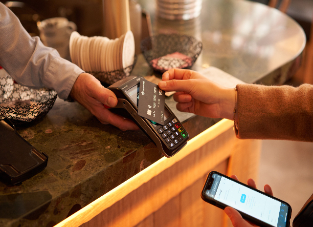 Mooncard haalt € 37 miljoen eigen vermogen op: toont nieuwe ambities in NL en EU
