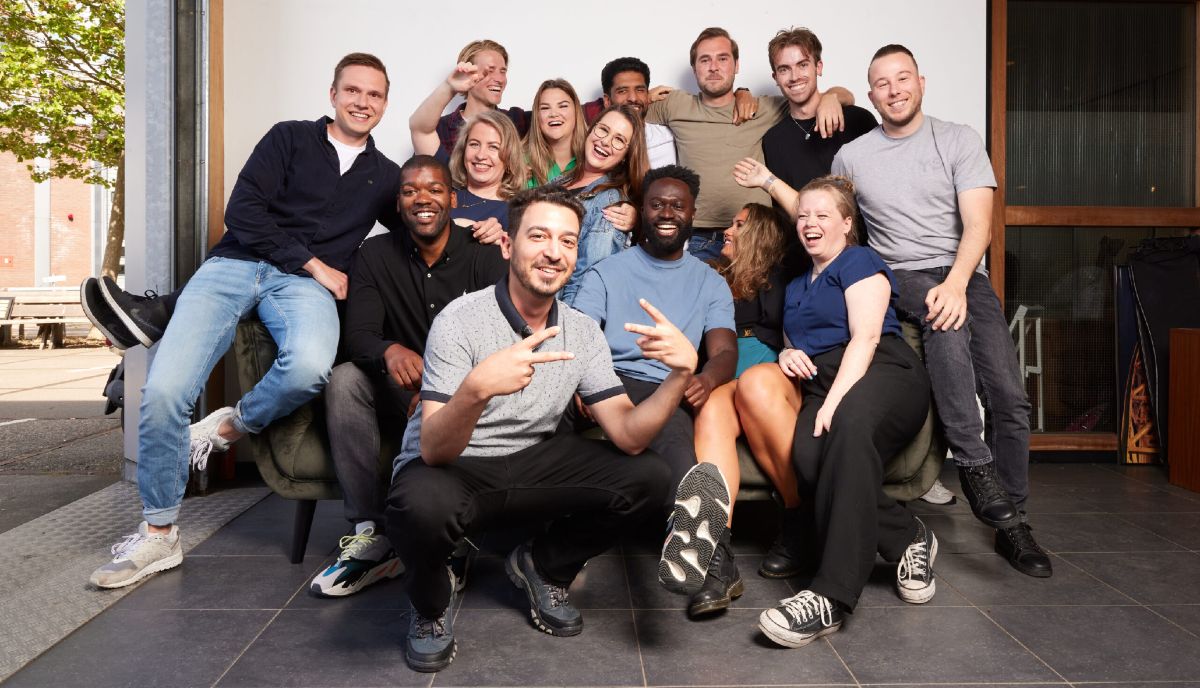 Teamfoto van Desmond.