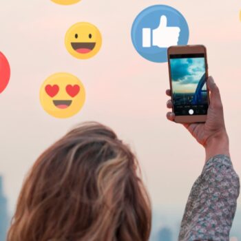 Social-update: LinkedIn & YouTube ruimen op, AI-functies dijen uit