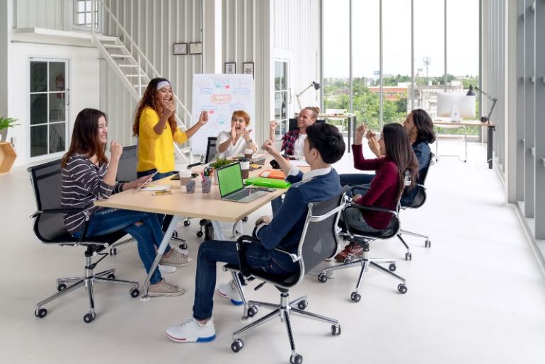 Employee experience bron: Chay_Tee / Shutterstock.com