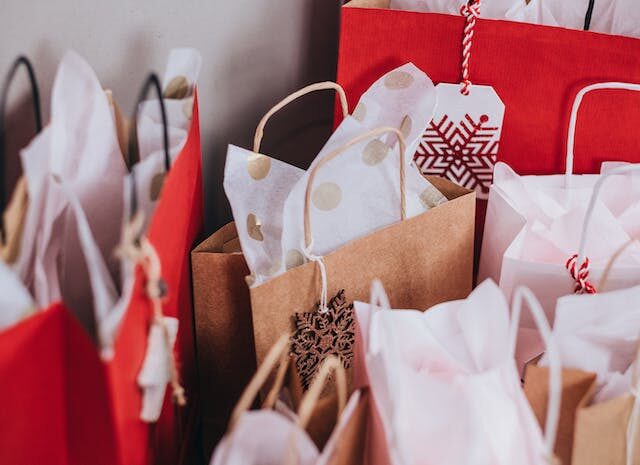 Onderzoek: AI populair bij consumenten voor hulp tijdens decembershoppen
