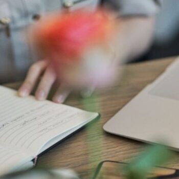 Verhalen, podcasts & whitepapers: verdiepende content in 2024