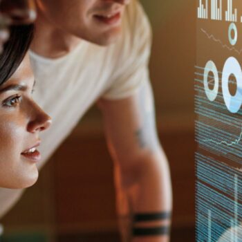 Zo gaat generatieve AI ons werkleven in 2024 veranderen [5 trends]