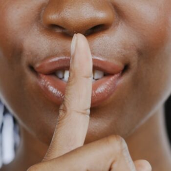 De grote impact van employee silence op organisaties