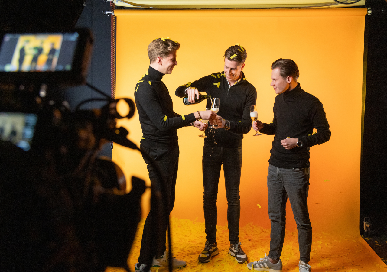 Drie bureaus gaan verder onder de naam De Bananas | creative marketing agency
