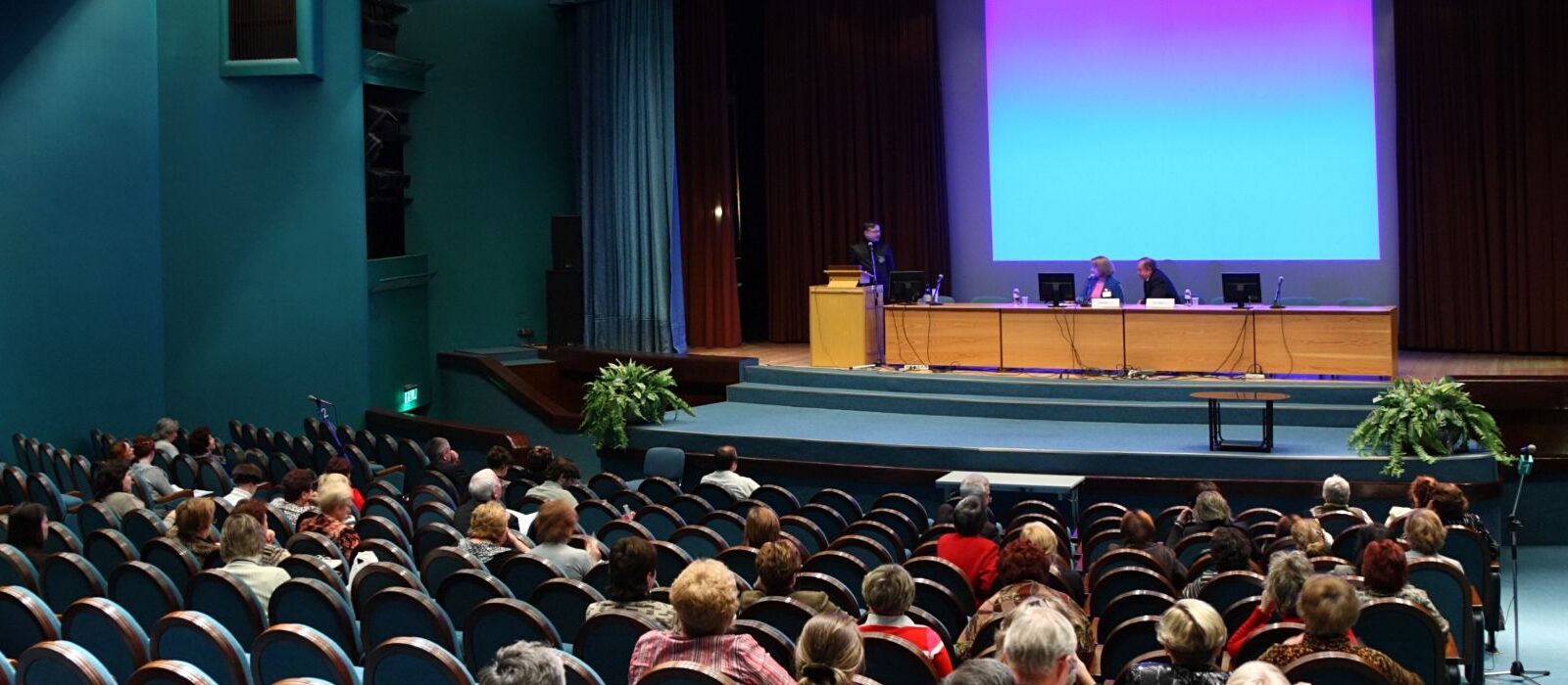 Zakelijke events organiseren? Zet data in [7 stappen]