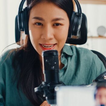 Podcast advertising: wat is het en hoe zet je het in?
