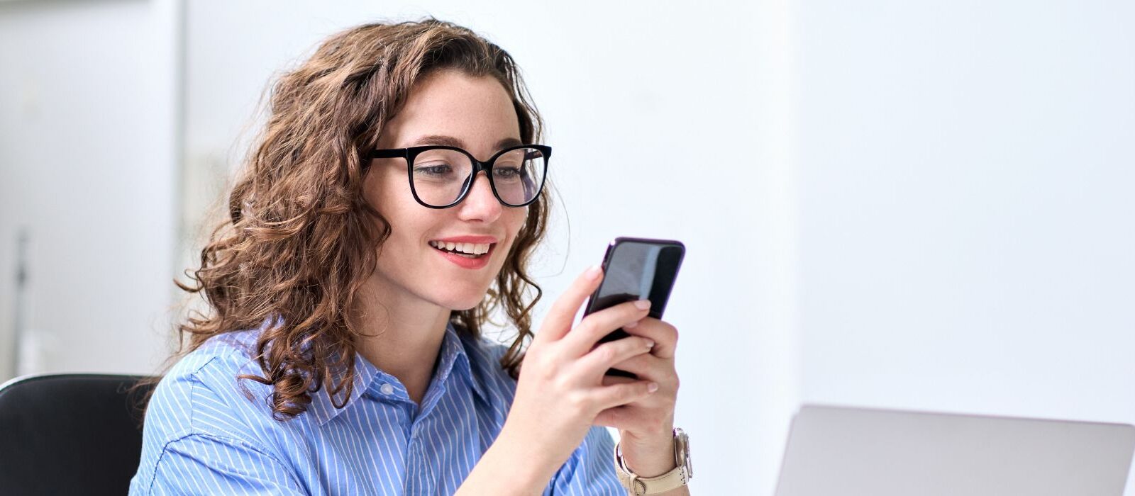 Zo gebruiken marcom-professionals AI in hun werk [infographic]