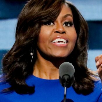 Dit leer je van Michelle Obama’s verkiezingsspeech [5 presentatie-technieken]