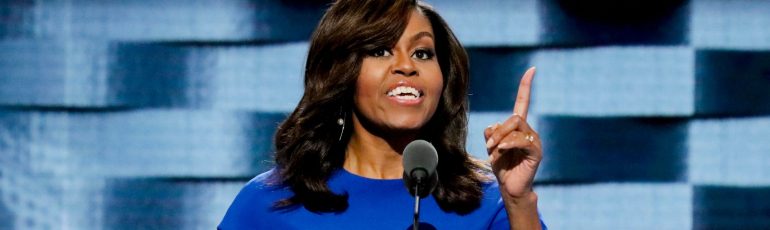 speech presentatie michelle obama, Bron afbeelding: mark reinstein / Shutterstock.com