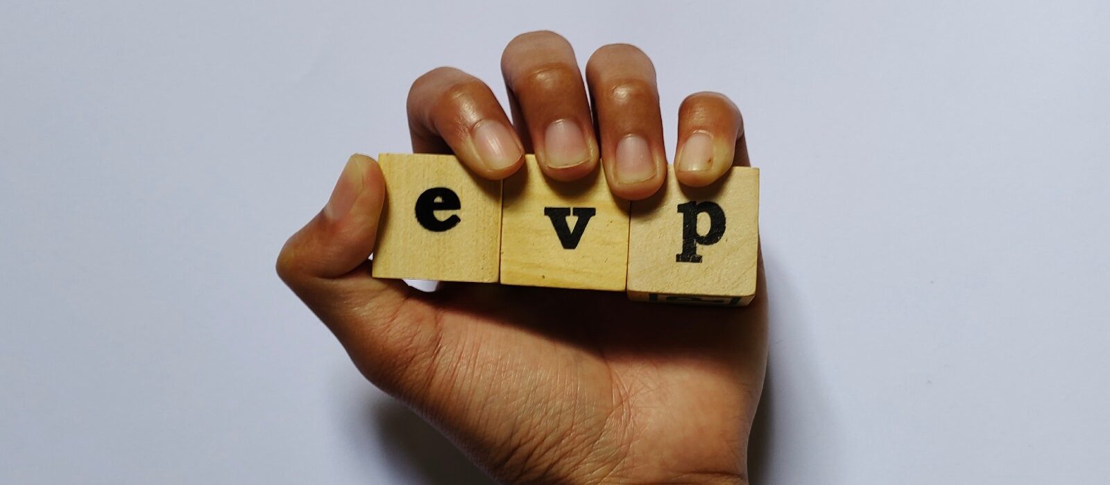 In 6 stappen een sterk werkgeversmerk ontwikkelen, worden én blijven [EVP-stappenplan]