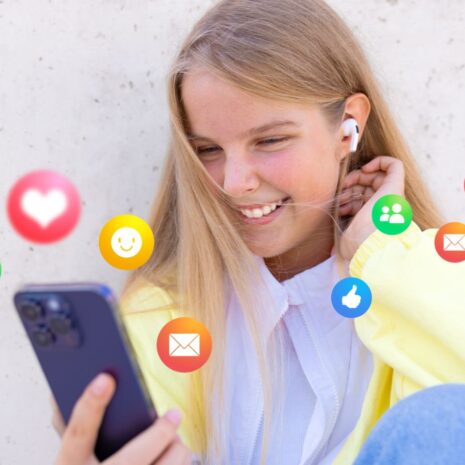 Van swipen tot streamen: zo gebruiken kinderen, jongeren & ouders digitale media [onderzoek]