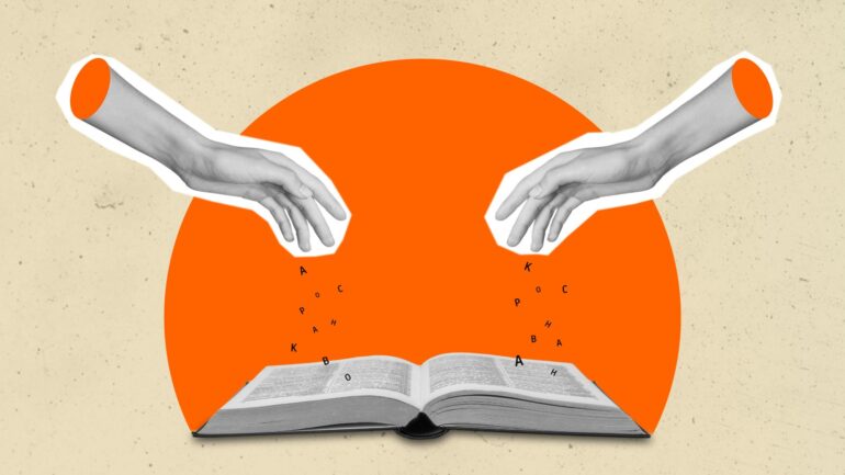 Handen die letters strooien boven een boek ter illustratie van storytelling