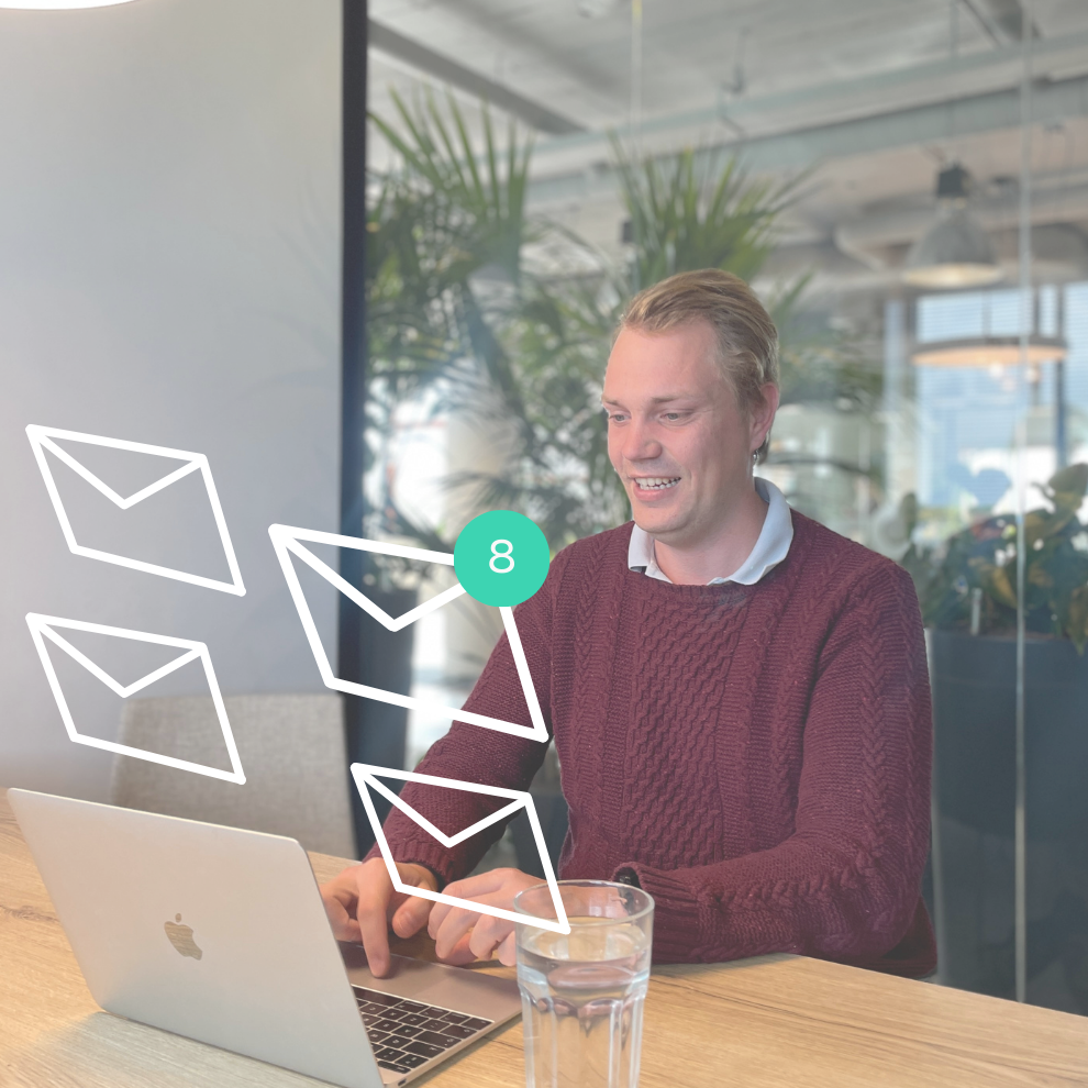 redactiemailbox, man, laptop, contentkalender