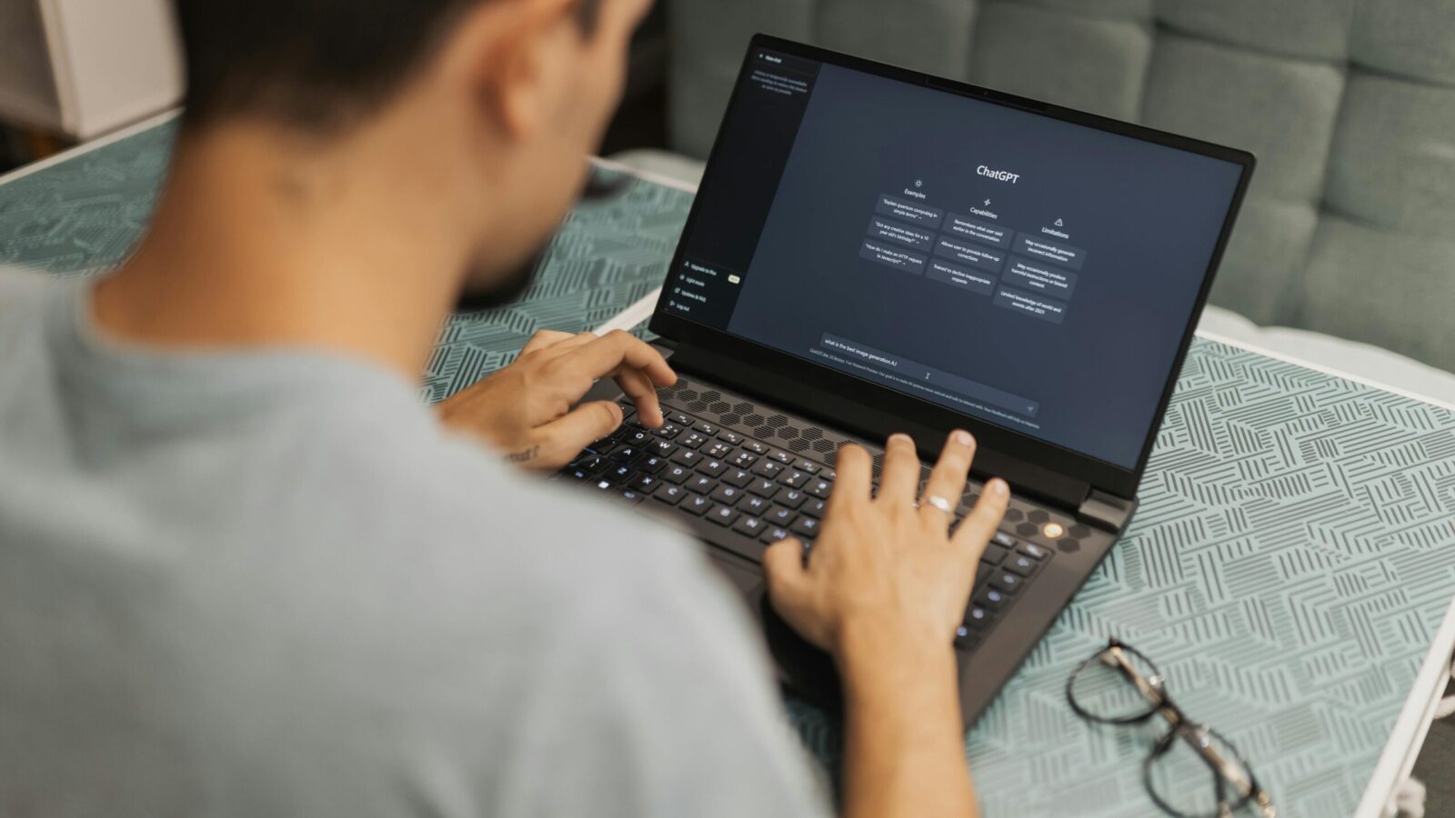 LinkedIn-onderzoek: 64% van de Nederlandse marketeers ziet dat persoonlijke netwerk naast corporate kanalen bepalend zijn voor merkbeoordeling