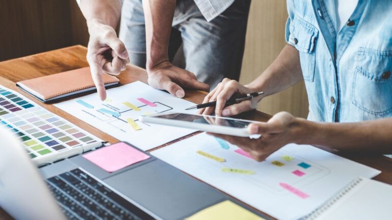 team die de contentstrategie aan het uitwerken zijn