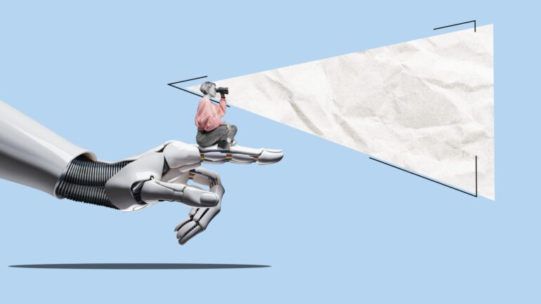 Robot hand waarop een meisje zit die met een verrekijker zoekt.