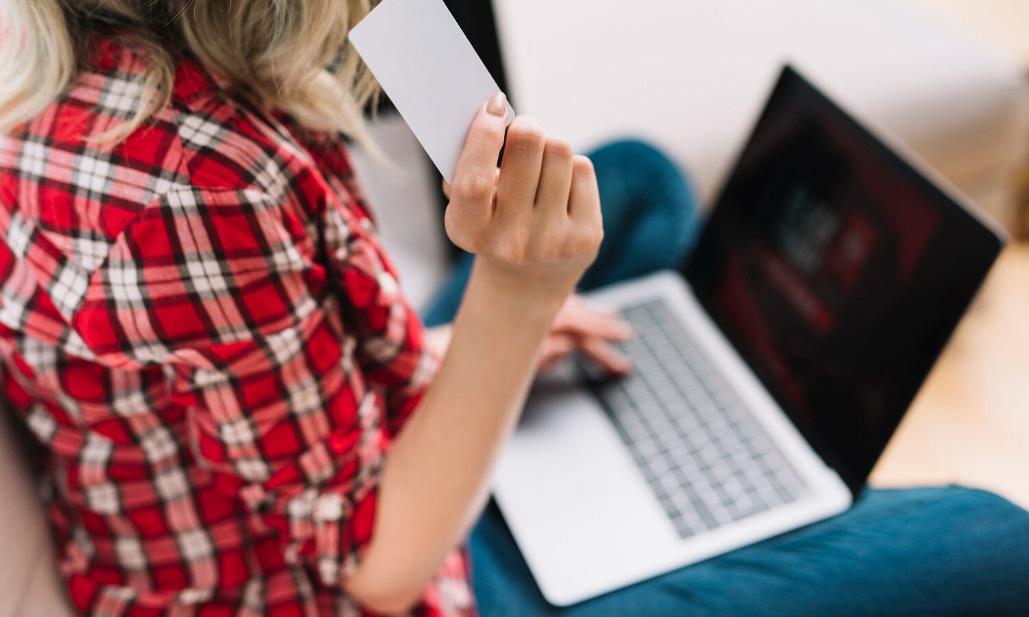 Fortinet: recordstijging digitale fraude in december (online shopmaand)