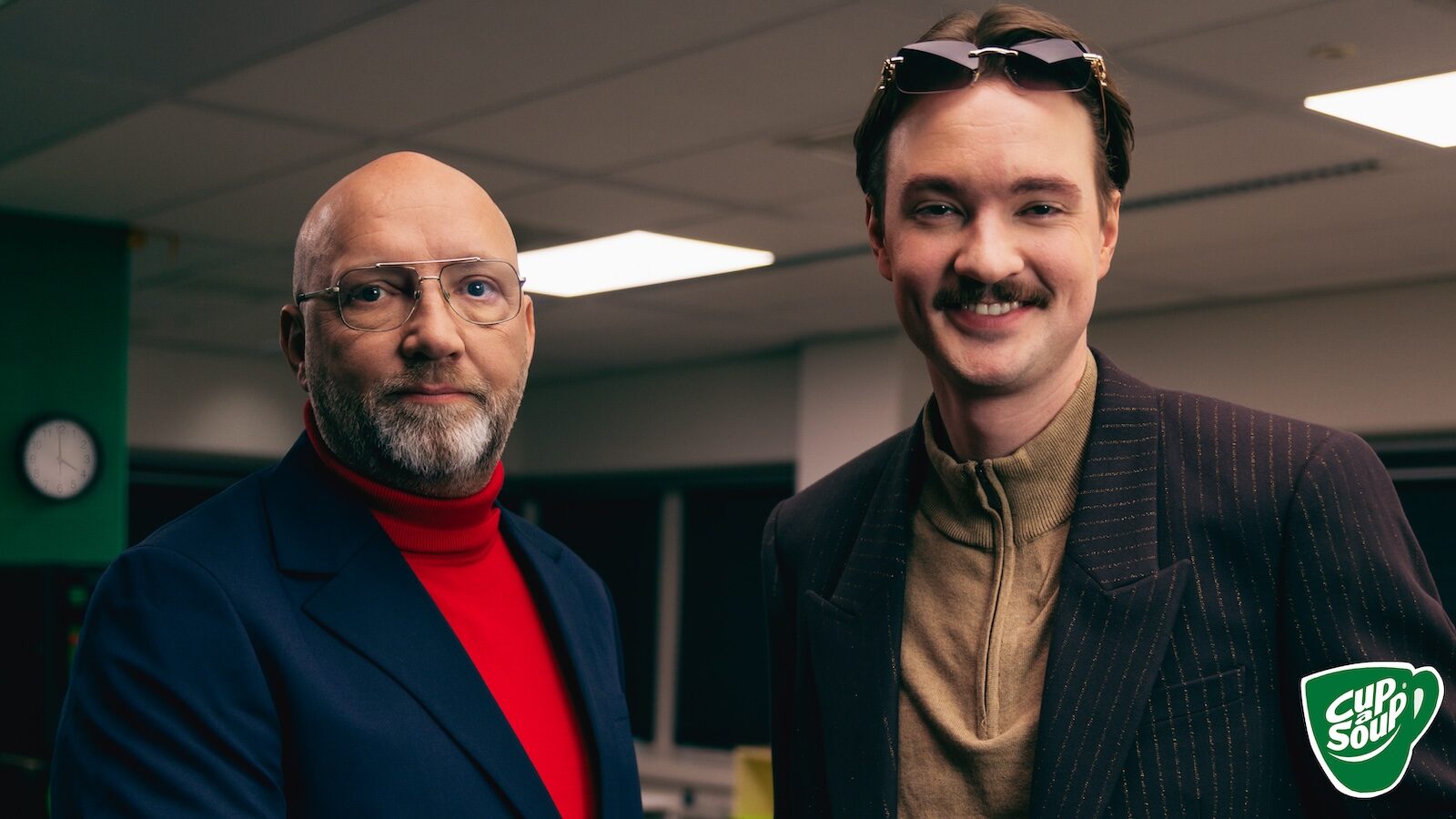 Bram Krikke neemt het stokje over van Ruben van der Meer in nieuwe Cup-a-Soup campagne