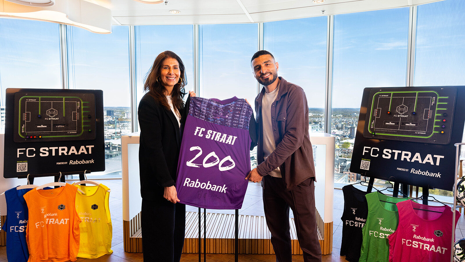 Rabobank en FC STRAAT slaan handen ineen om jongeren in beweging te brengen