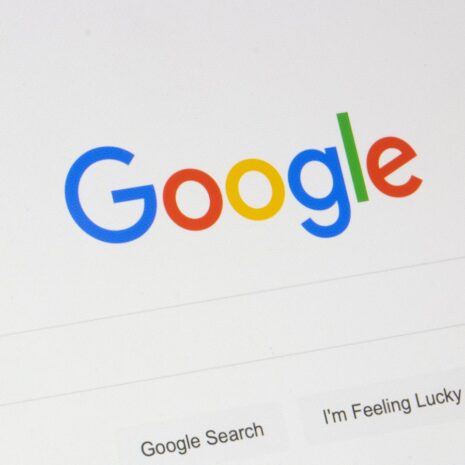 Google lanceert voorkeursbronnen nu ook in Nederland & België, zo werkt het