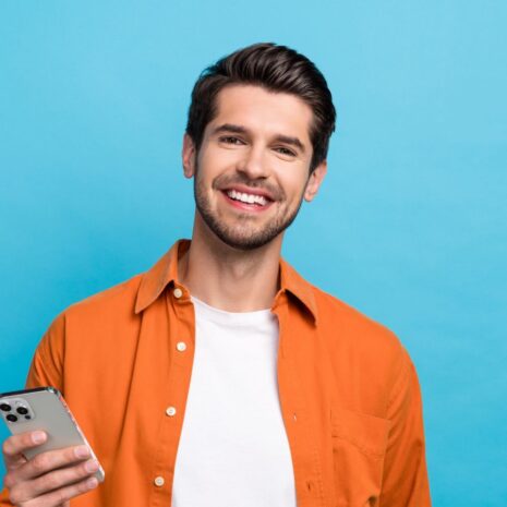 Overheid, influencers & de strijd om publiek vertrouwen