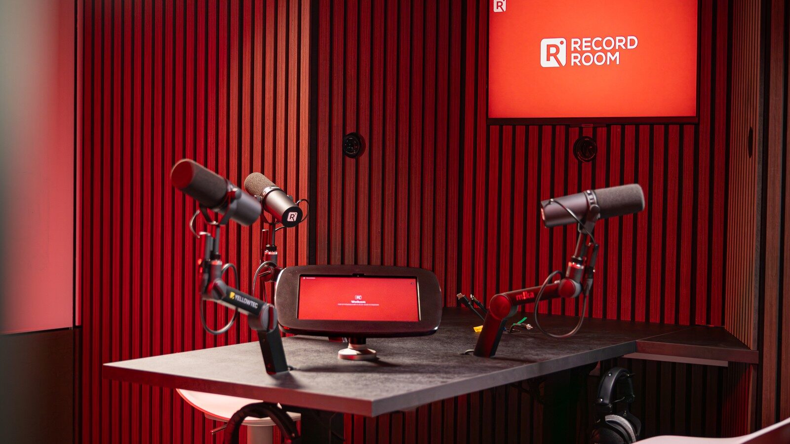 ’s Werelds eerste autonome podcast- & filmstudio opent in Amsterdam Noord