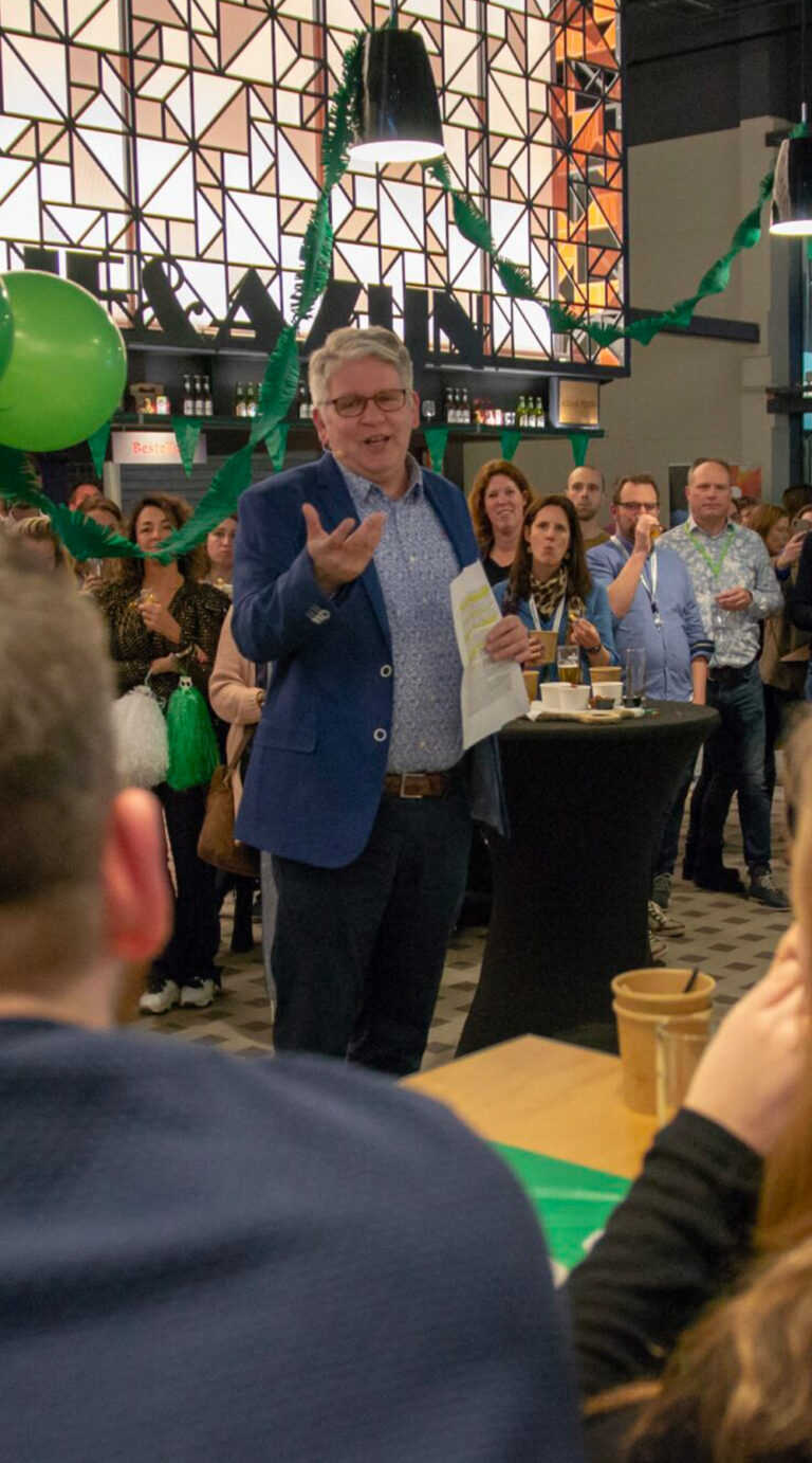 In hartje Utrecht vieren we samen met team, familie, auteurs, trainers en relaties 15 jaar Frankwatching.