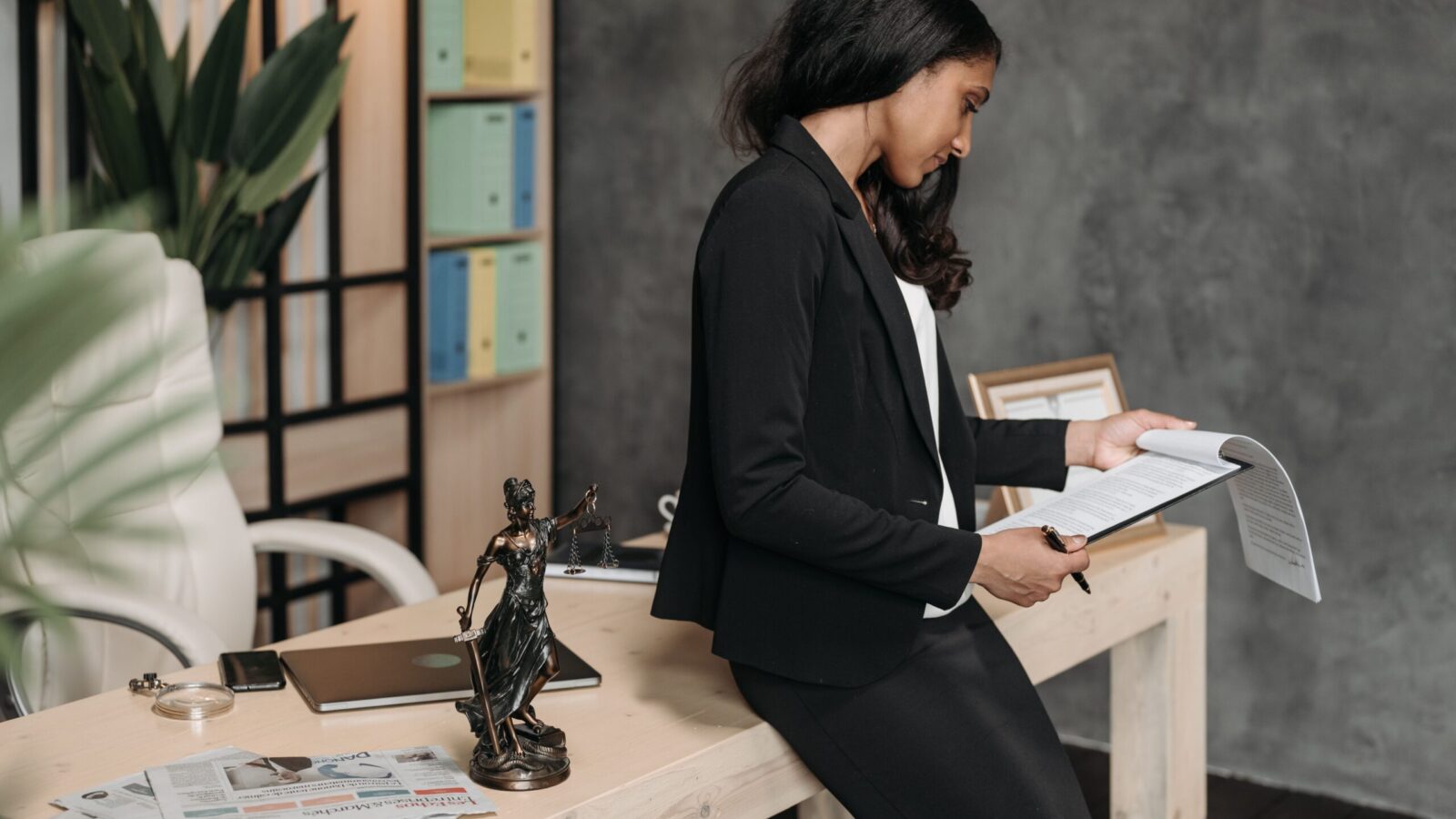 Merkbescherming voor marketeers: waarom merkenrecht geen luxe is maar een strategische noodzaak