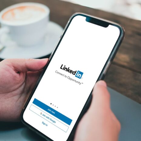 LinkedIn Ads is niet te duur, je biedt gewoon te veel