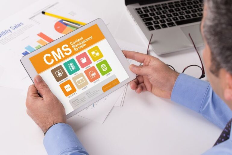 Een CMS op een tablet