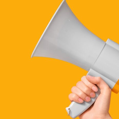 Waarom we nog steeds antwoorden geven op vragen die niemand stelt