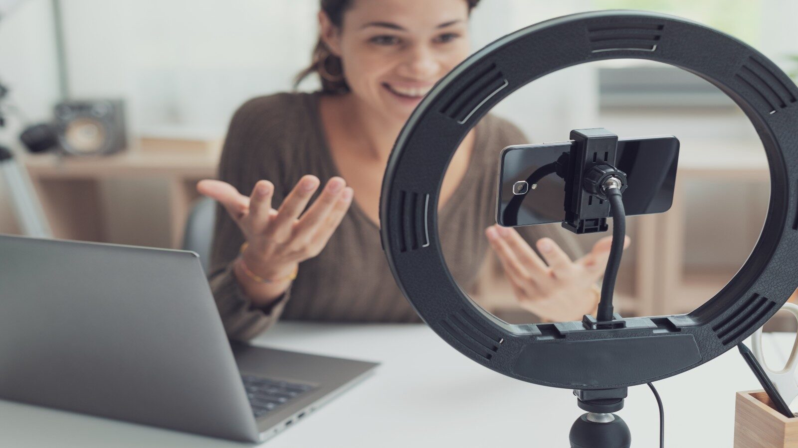 De creator economy groeit: wat betekent dit voor merken, makers en media?